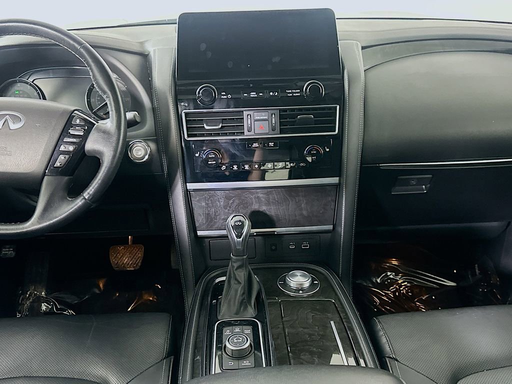 Used 2024 INFINITI QX80 Luxe AWD/4WD image 19