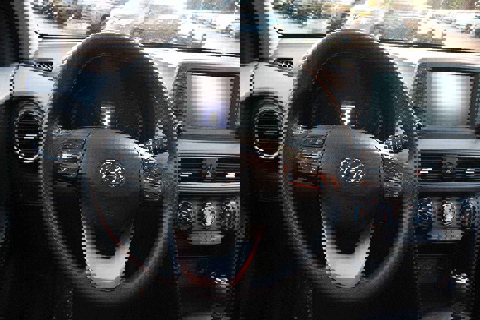 Used 2021 Hyundai Kona SE image 13