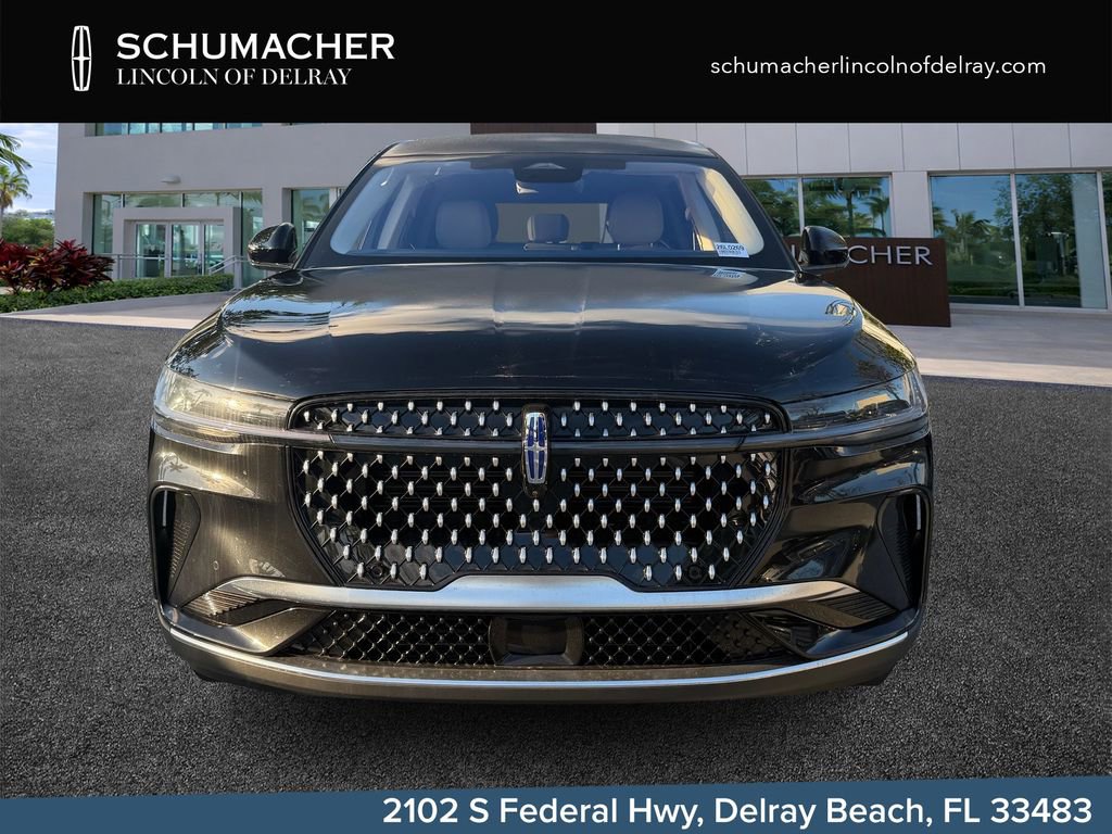 New 2026 Lincoln Nautilus Premier AWD/4WD image 2