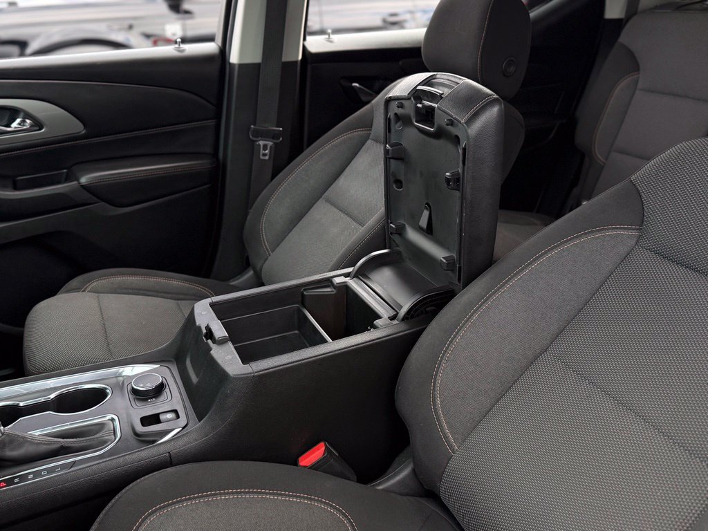 Used 2019 Chevrolet Traverse LS w/ LPO, Blackout Package FWD image 22