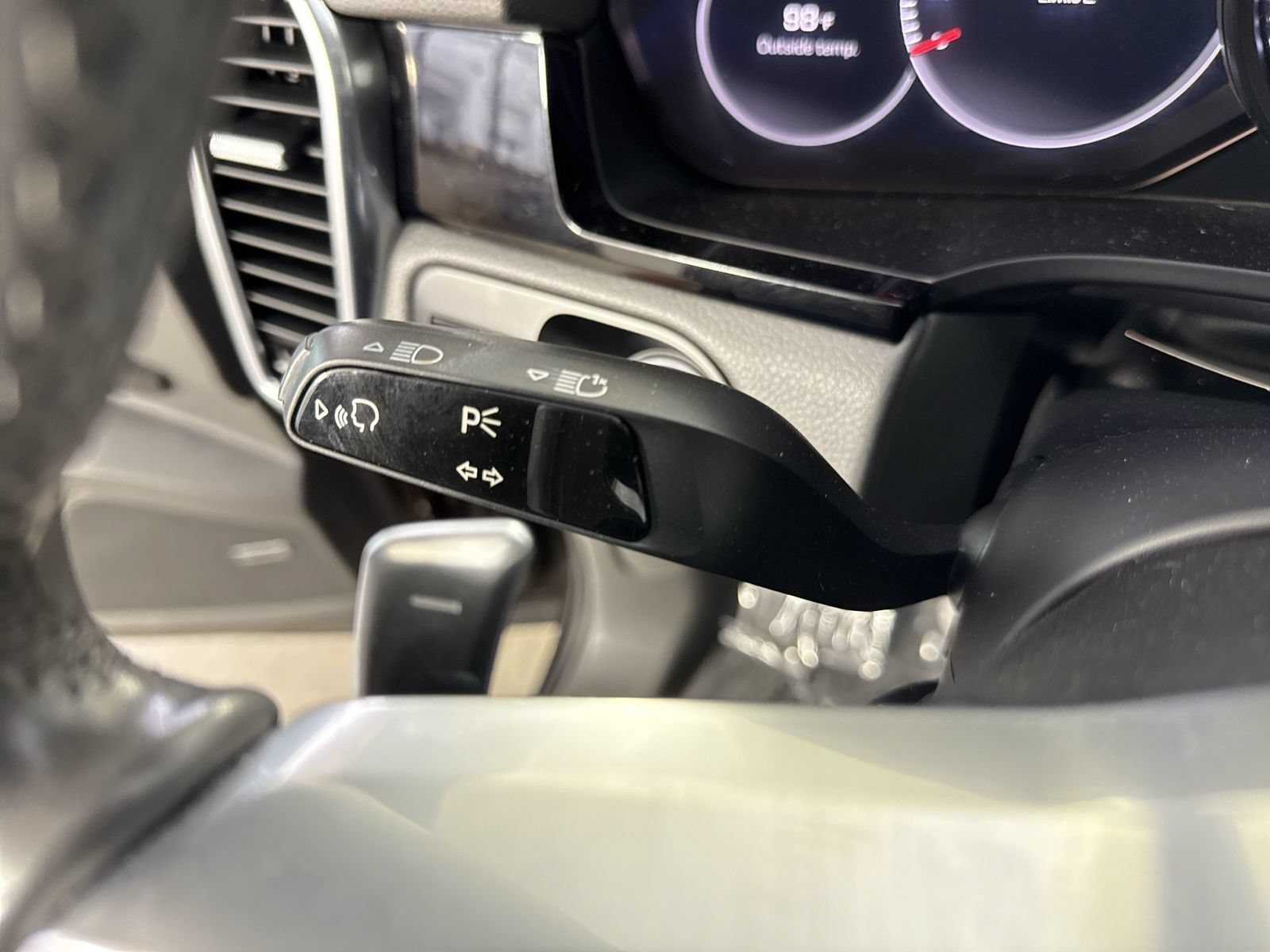 Used 2019 Porsche Cayenne AWD/4WD image 15