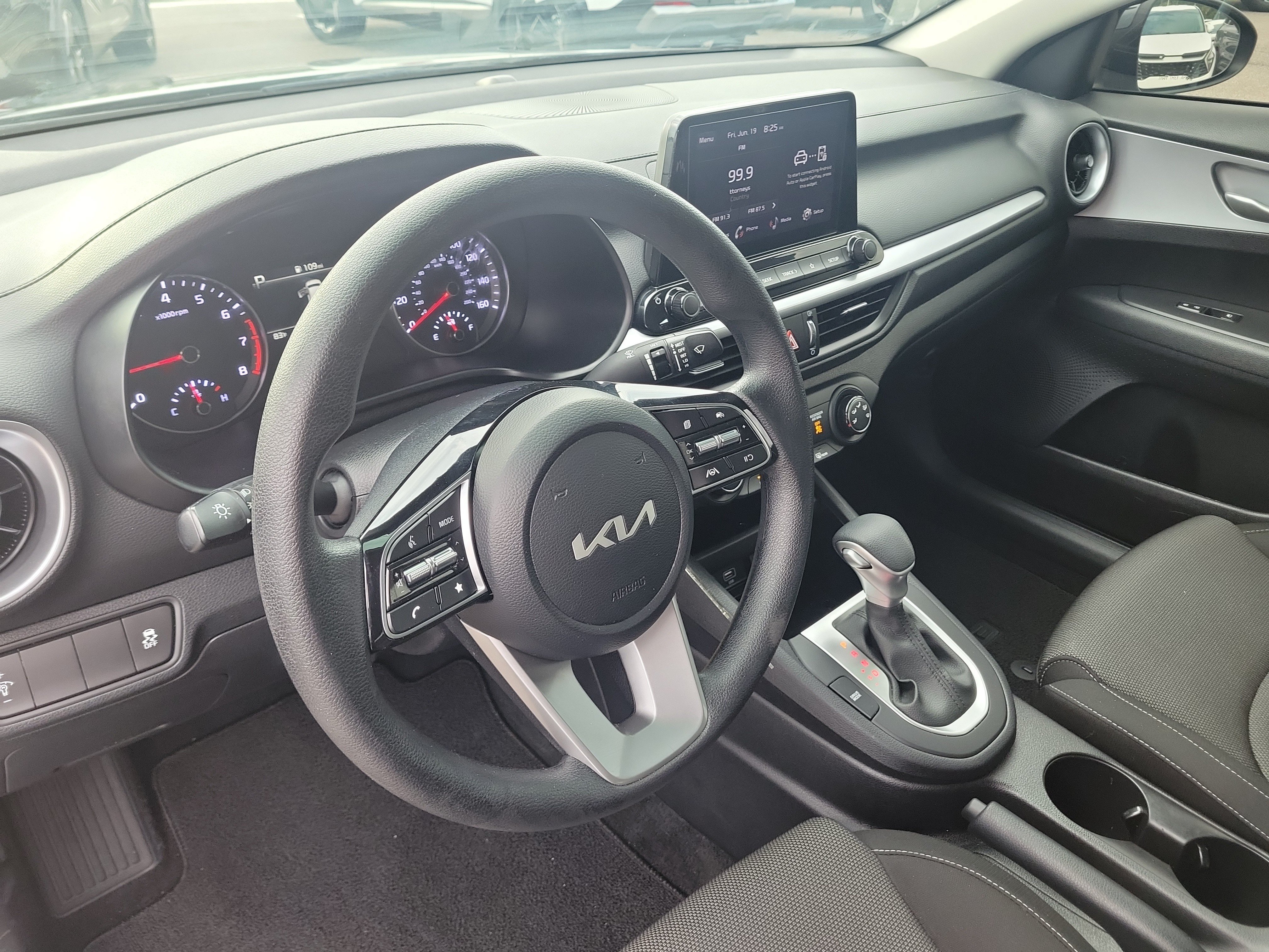 Certified 2024 Kia Forte LXS FWD image 21