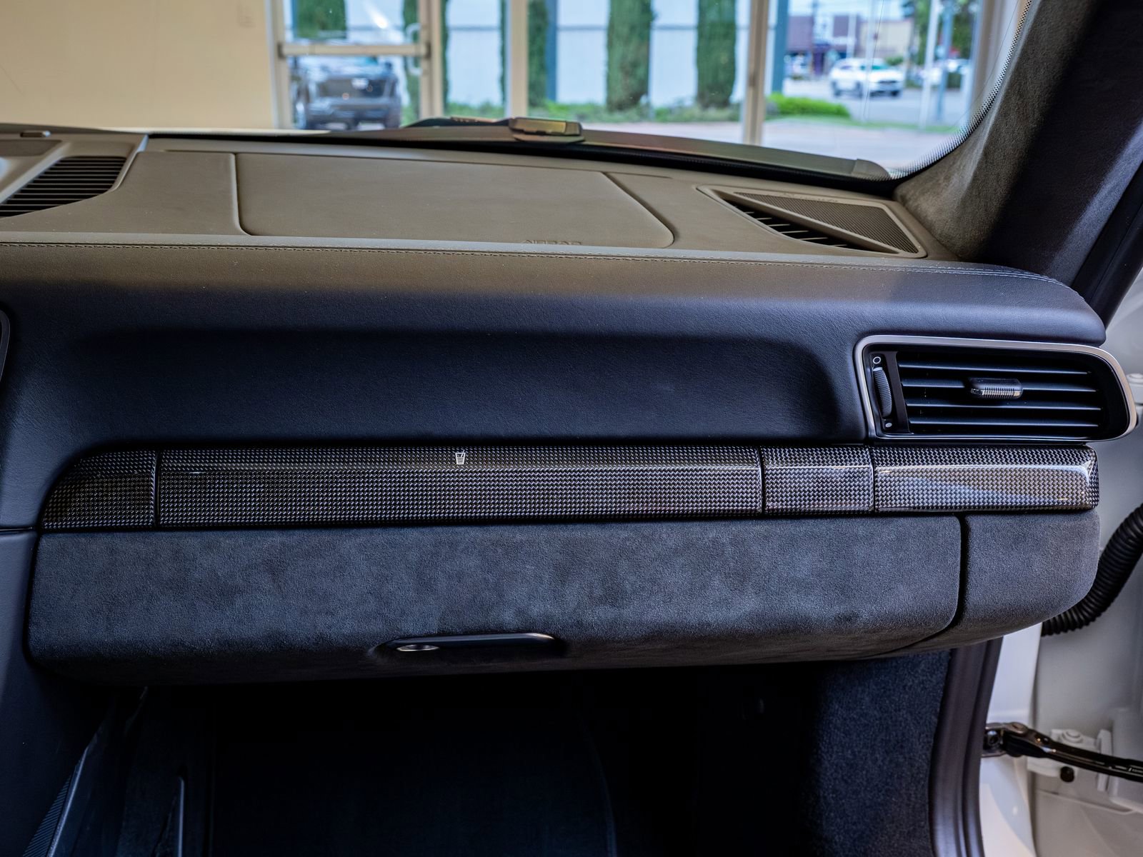 Certified 2017 Porsche 911 Turbo S image 16