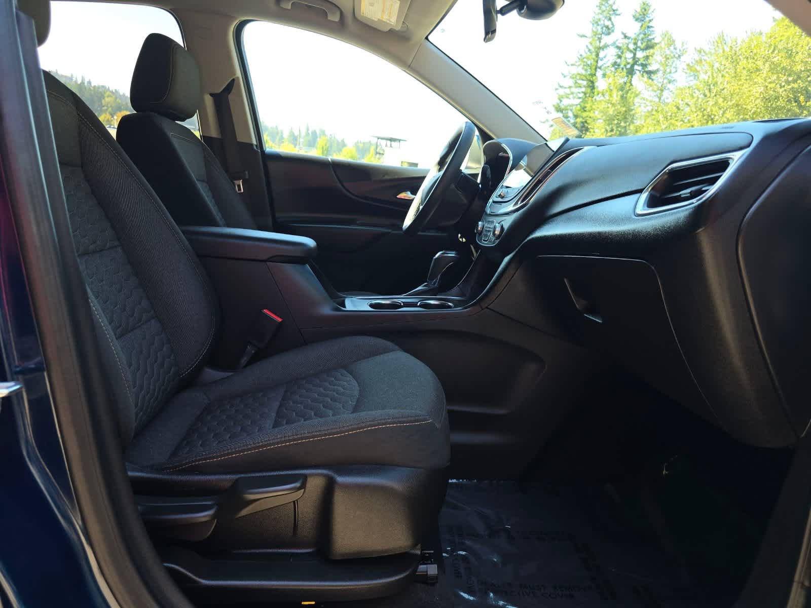 Used 2020 Chevrolet Equinox LT AWD/4WD image 26