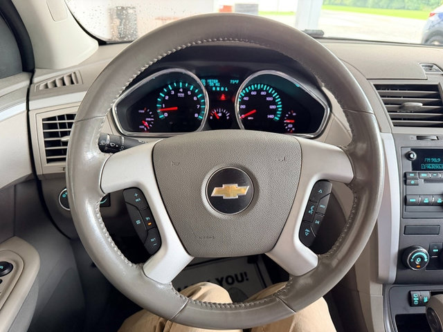 Used 2012 Chevrolet Traverse LS FWD image 16