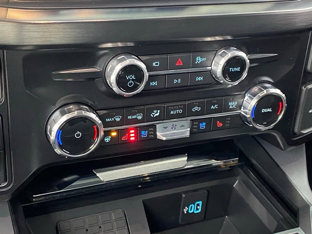 Used 2025 Ford F250 Lariat w/ Chrome Package image 18