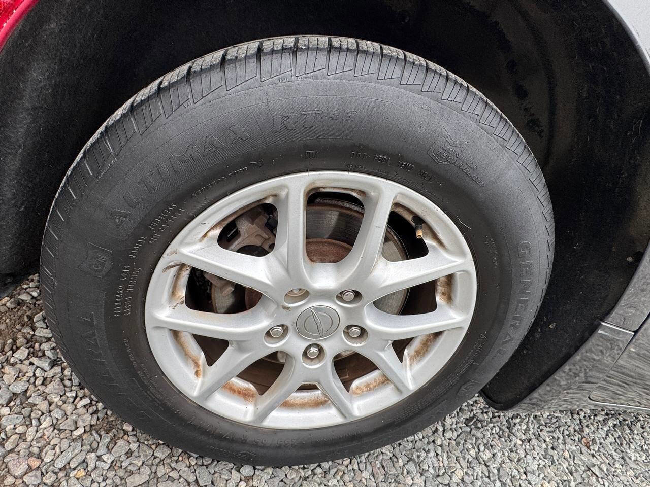 Used 2020 Chrysler Voyager Lxi image 27