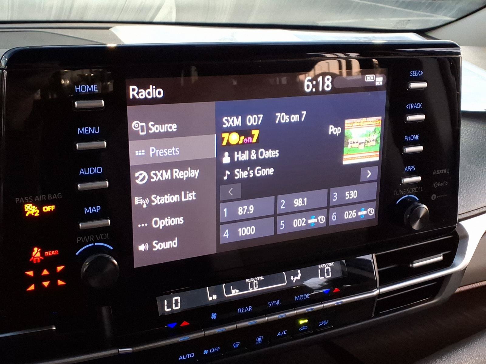 Used 2021 Toyota Sienna LE FWD image 16