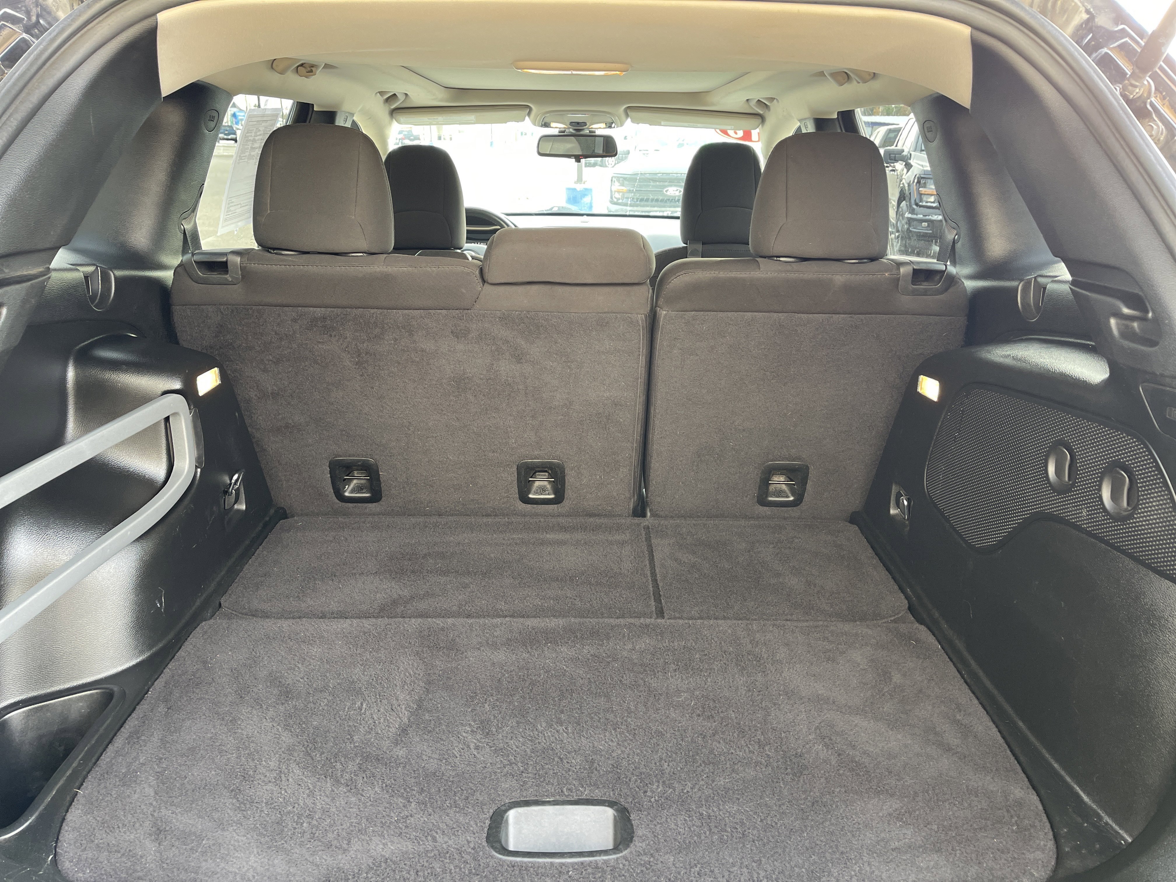 Used 2016 Jeep Cherokee 75th Anniversary image 9