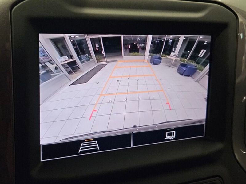 Used 2022 Chevrolet Silverado 1500 Custom image 19