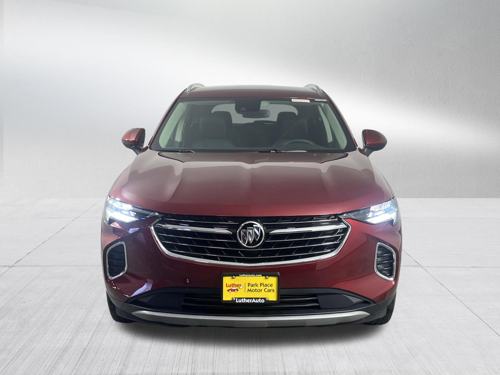 Used 2023 Buick Envision Essence image 2