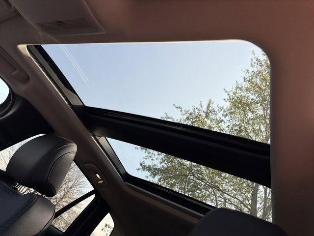 Used 2024 MAZDA CX-50 AWD 2.5 S w/ Cargo Package image 23