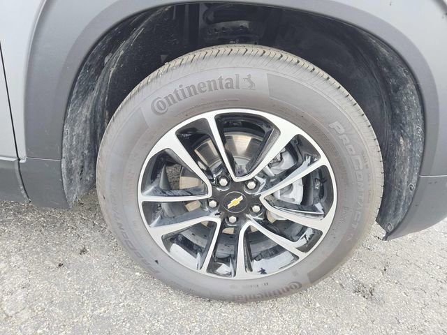 Used 2026 Chevrolet TrailBlazer LT w/ Driver Confidence Package image 13