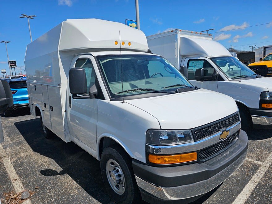 New 2024 Chevrolet Express 3500 w/ Power Convenience Package RWD image 34