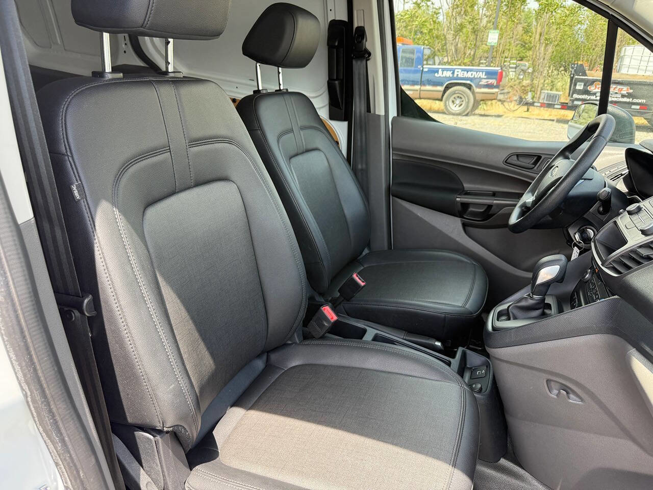 Used 2020 Ford Transit Connect XL FWD image 18