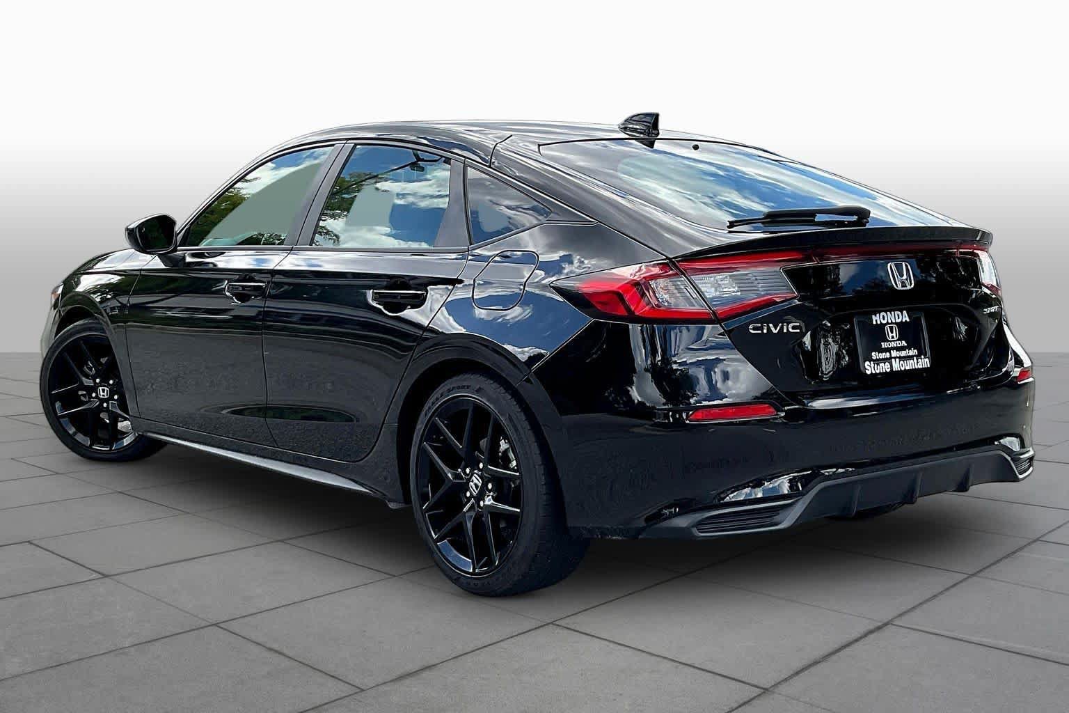 Used 2025 Honda Civic Sport image 12
