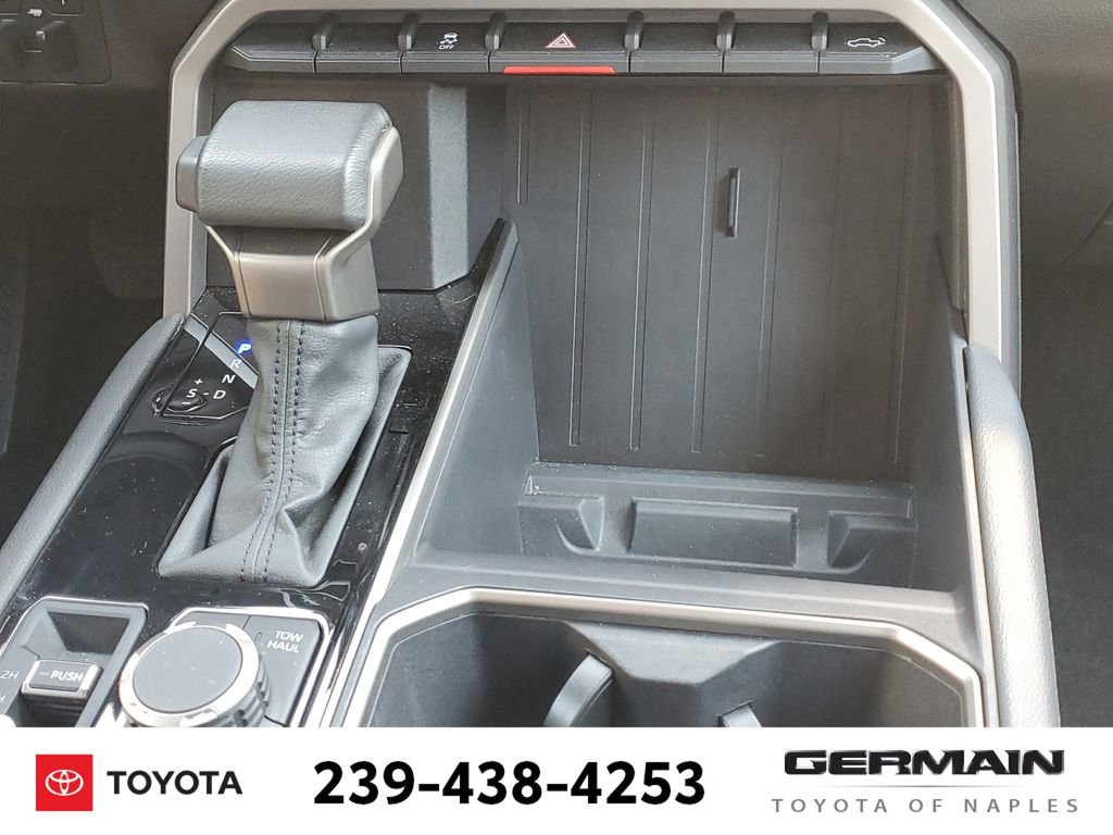 Used 2025 Toyota Tundra Limited image 32