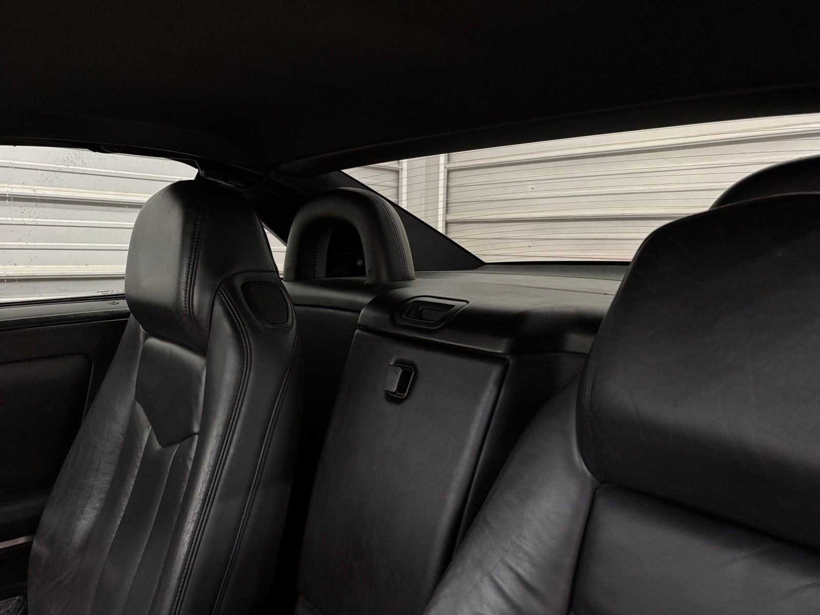 Used 2005 Cadillac XLR image 24