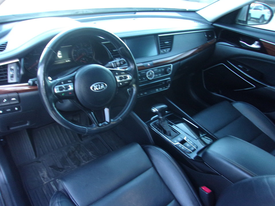 Used 2018 Kia Cadenza Technology image 11