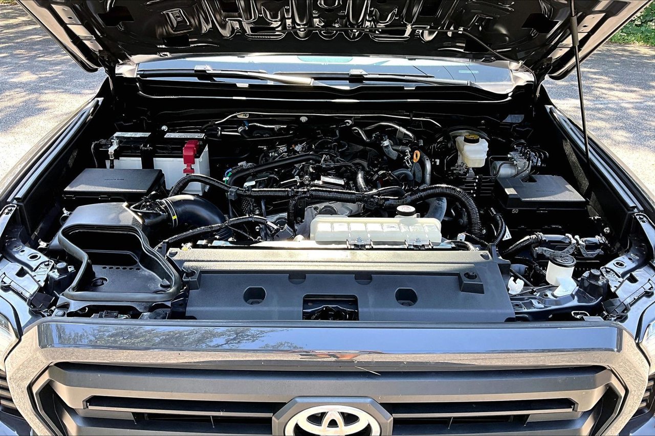 Used 2024 Toyota Tacoma SR5 RWD image 29