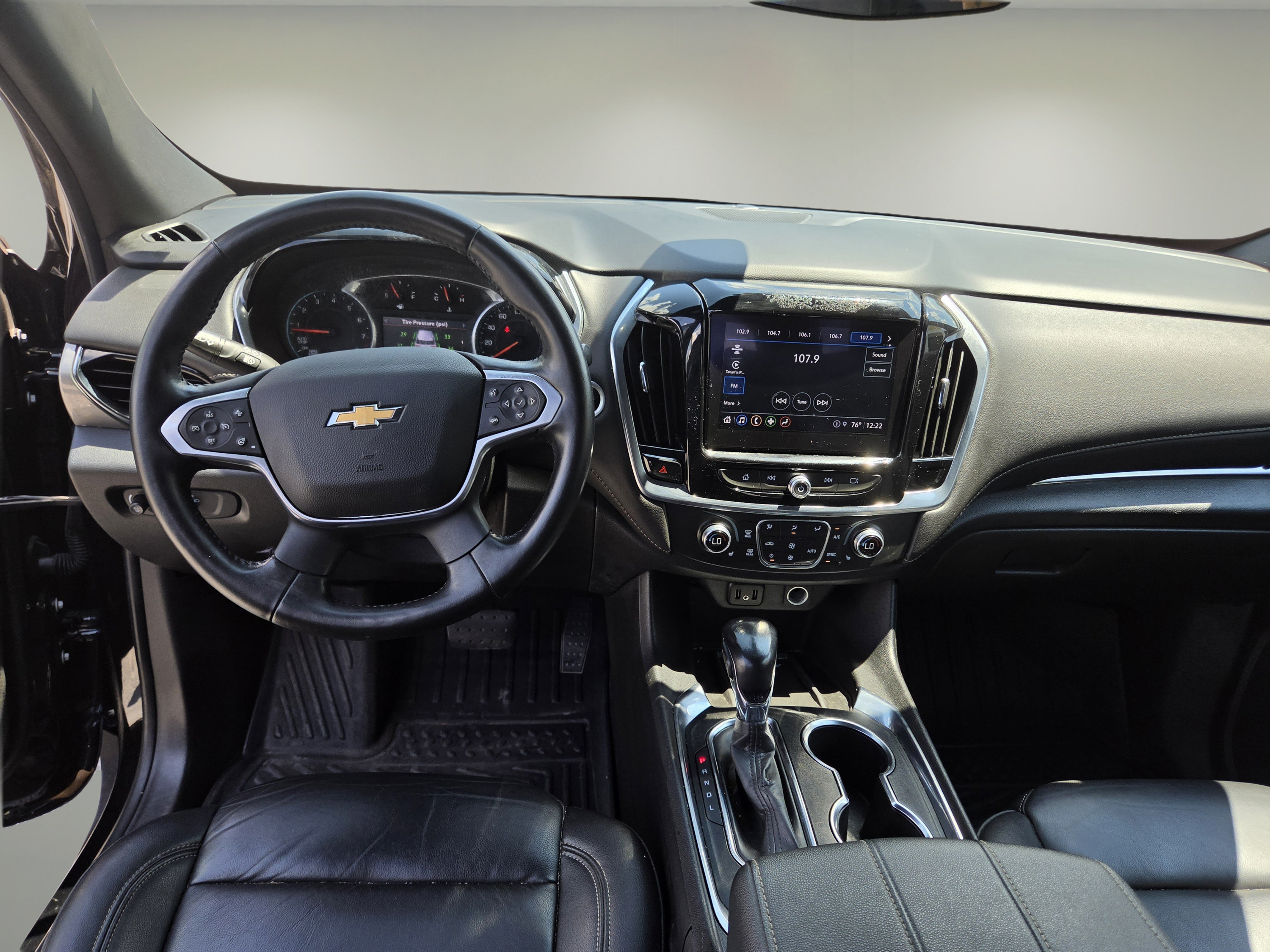 Used 2022 Chevrolet Traverse LT AWD/4WD image 13