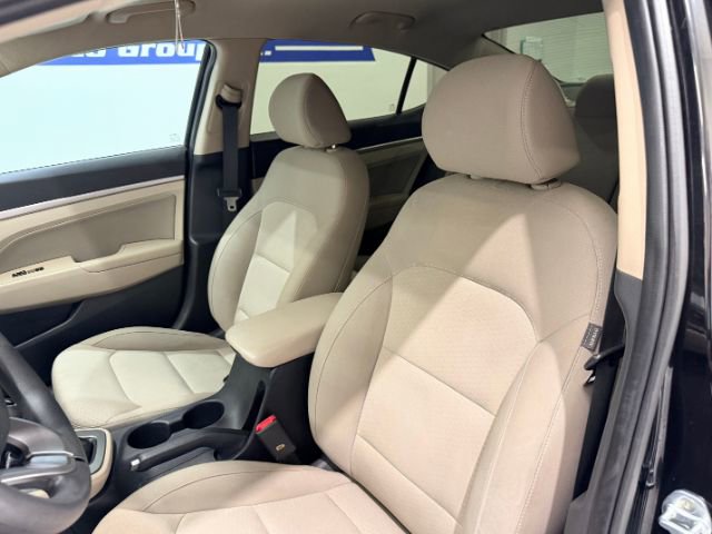 Used 2019 Hyundai Elantra SEL FWD image 30