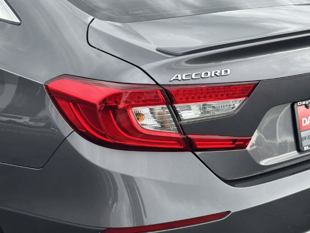 Used 2019 Honda Accord Sport image 6
