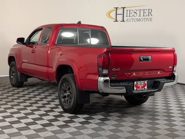 Used 2023 Toyota Tacoma SR5 AWD/4WD image 5