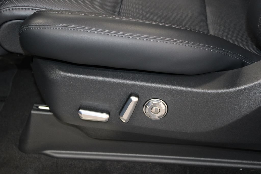 New 2027 Lincoln Navigator Reserve w/ Jet Appearance Package AWD/4WD image 37