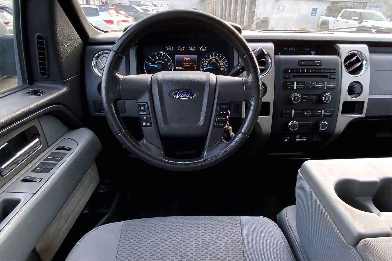Used 2011 Ford F150 XLT w/ XLT Chrome Pkg AWD/4WD image 4