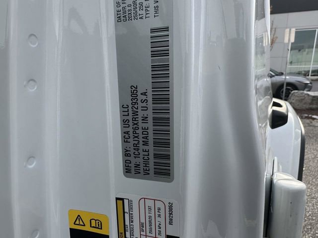 Used 2024 Jeep Wrangler Unlimited Sahara image 31