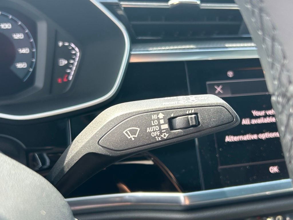 Used 2025 Audi Q3 2.0T Premium w/ Convenience Package image 29