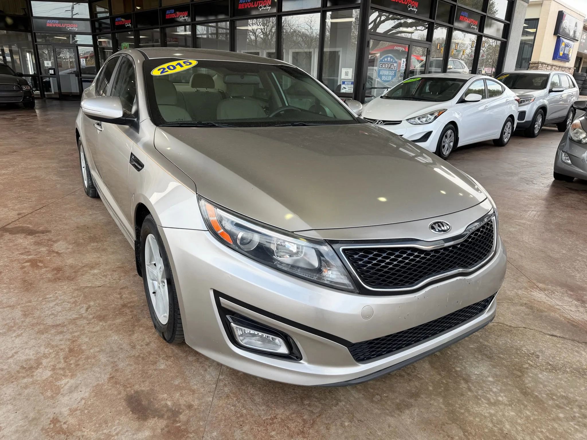 Used 2015 Kia Optima LX FWD image 1