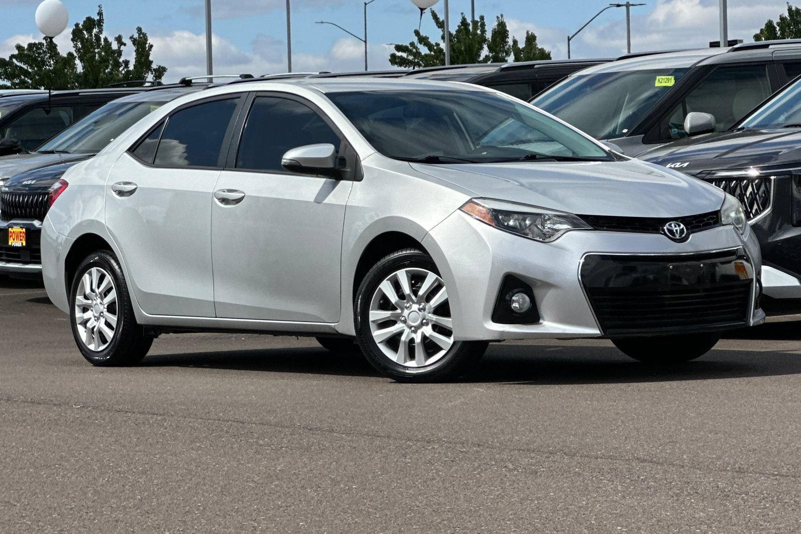 Used 2015 Toyota Corolla S FWD image 2