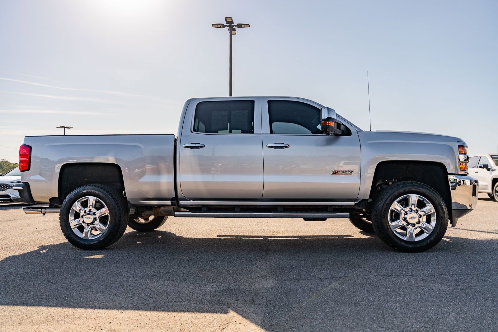 Used 2019 Chevrolet Silverado 2500 LTZ w/ Silverado HD Tribute Edition image 8