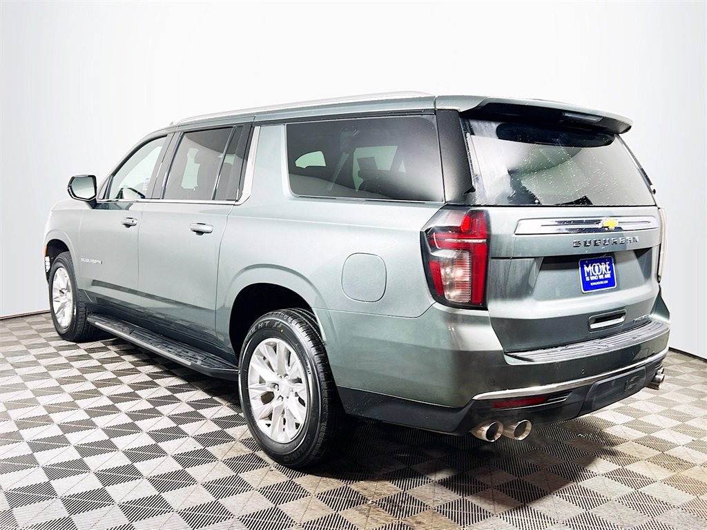Used 2023 Chevrolet Suburban Premier image 6