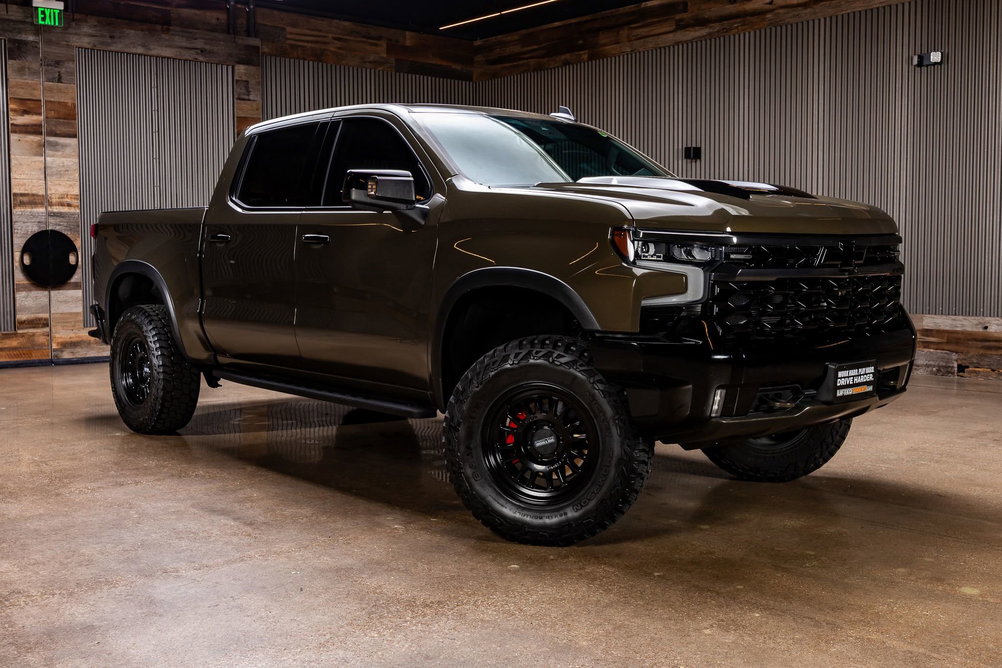 Used 2023 Chevrolet Silverado 1500 ZR2 w/ Technology Package