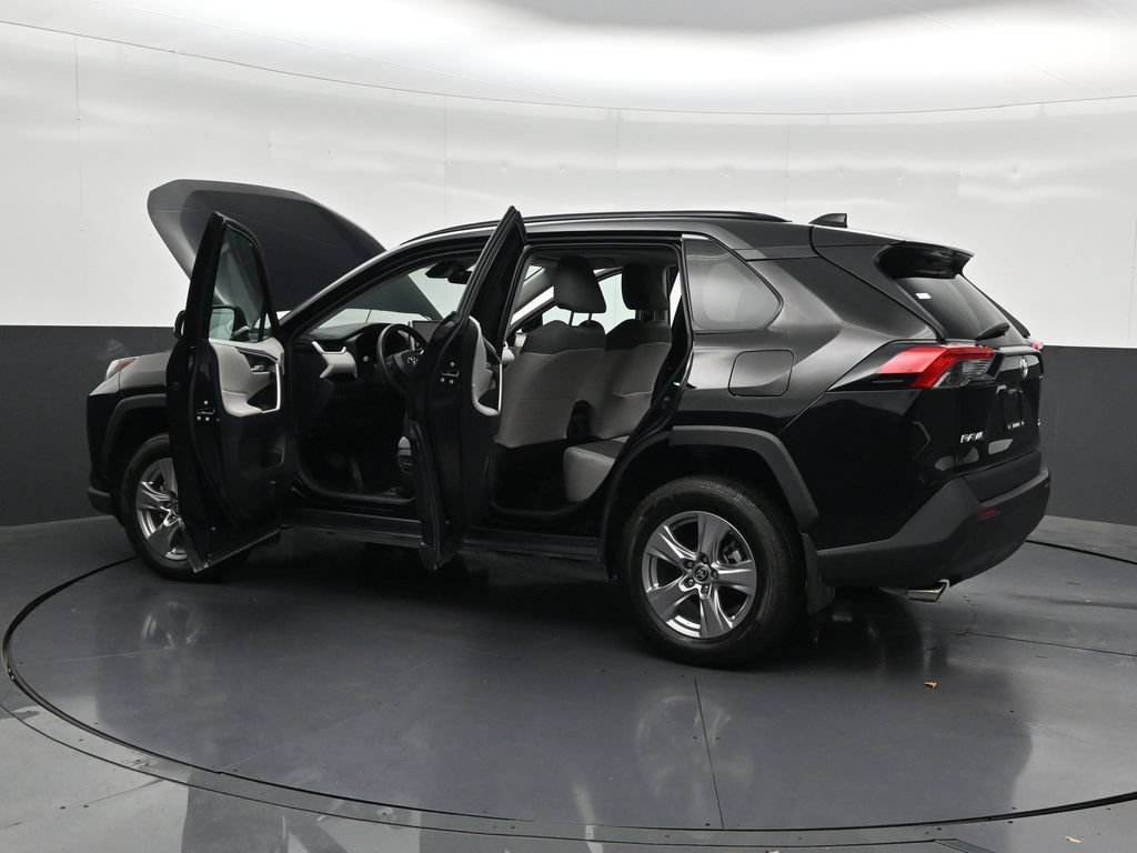 Used 2025 Toyota RAV4 XLE w/ Convenience Package FWD image 35