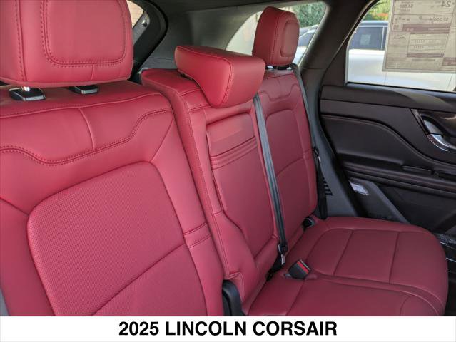 New 2025 Lincoln Corsair Reserve image 13