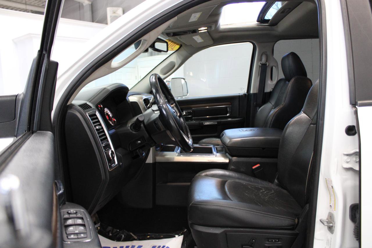 Used 2014 RAM 3500 Laramie w/ Convenience Group image 10