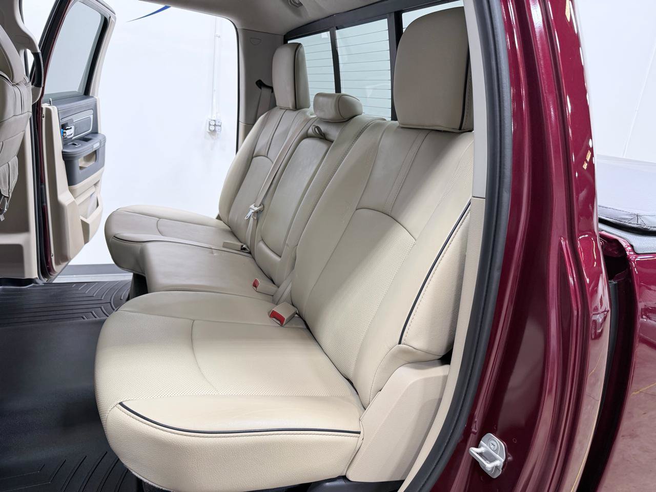 Used 2018 RAM 1500 Limited AWD/4WD image 33