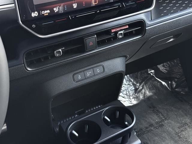 New 2025 Volkswagen ID. Buzz Pro S Plus image 18