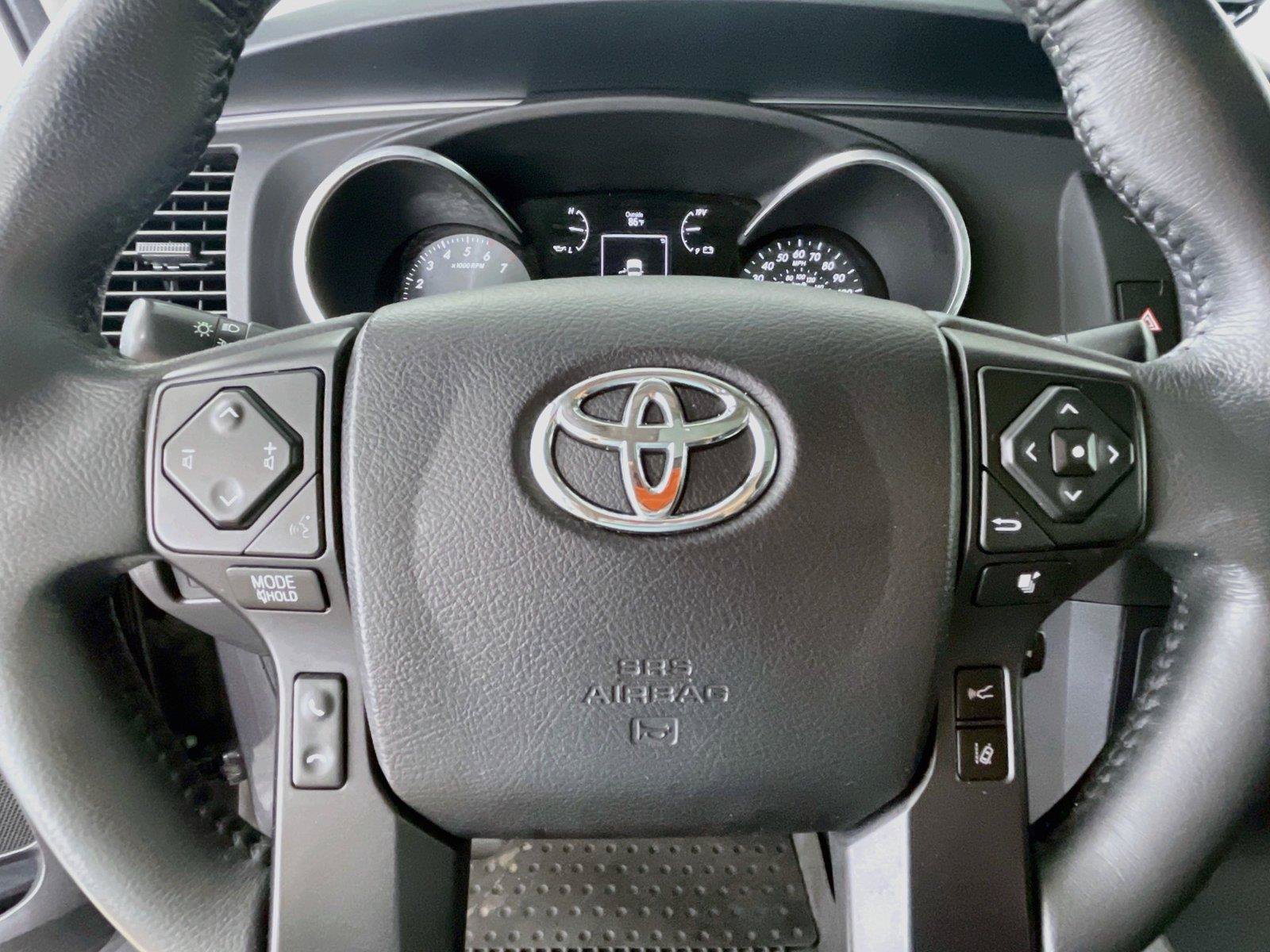 Used 2022 Toyota Sequoia TRD Sport AWD/4WD image 14