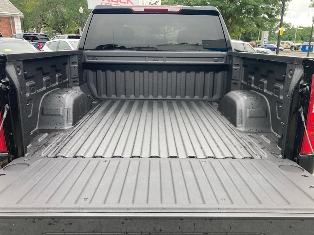 New 2026 Chevrolet Silverado 1500 Custom w/ Turbomax Blackout Package AWD/4WD image 21