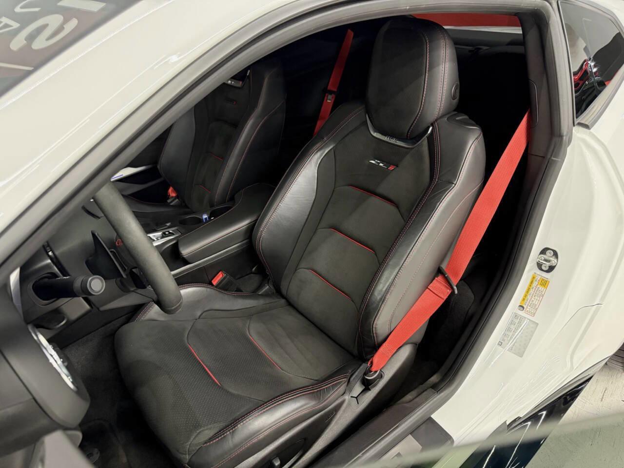 Used 2017 Chevrolet Camaro ZL1 image 24