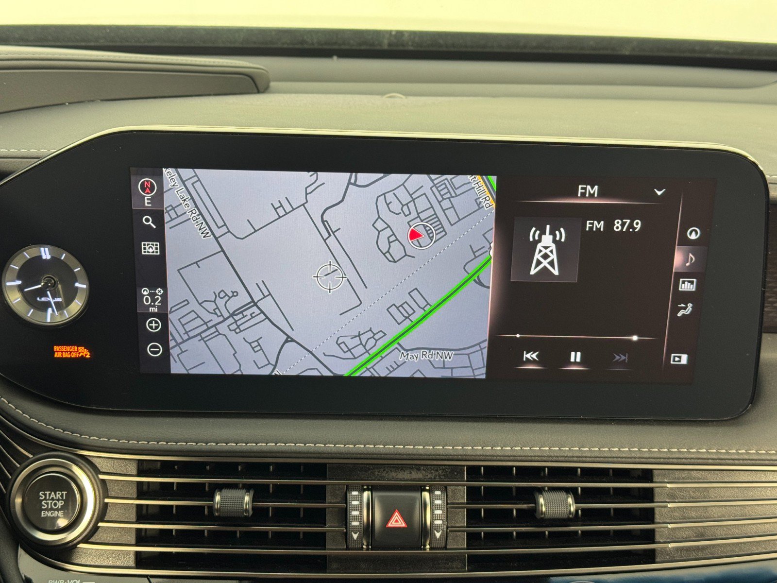 Used 2021 Lexus LS 500 w/ Cold Weather Package (CK) RWD image 28