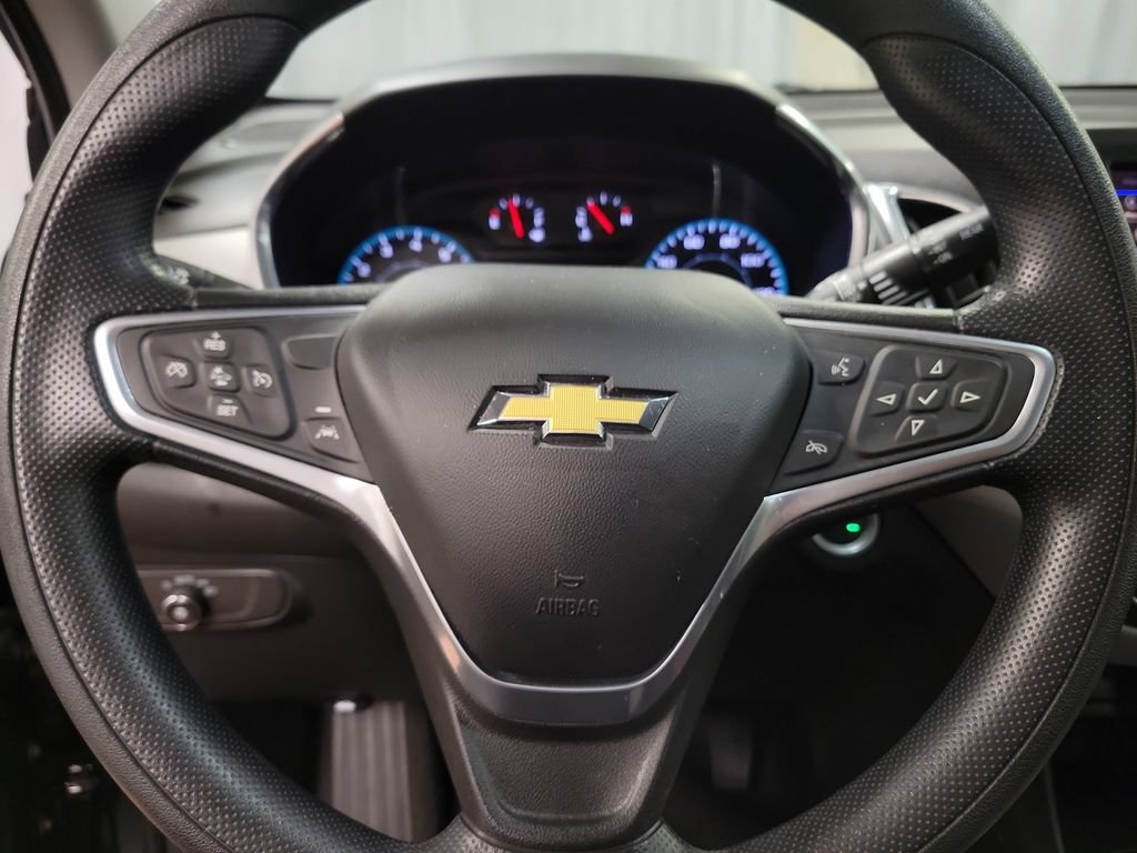 Used 2023 Chevrolet Equinox LS w/ Midnight Edition FWD image 17