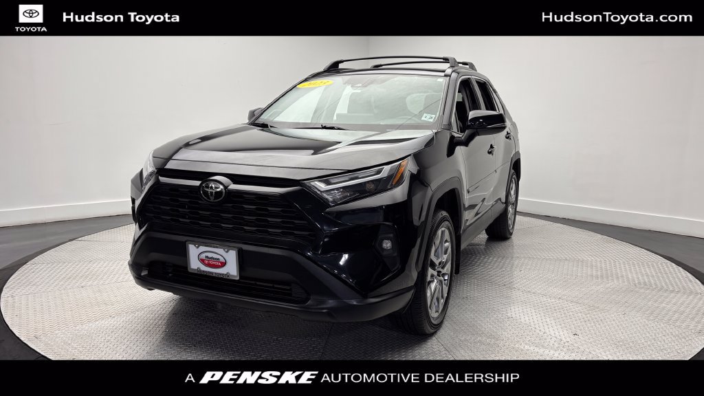 Used 2023 Toyota RAV4 XLE Premium AWD/4WD image 1