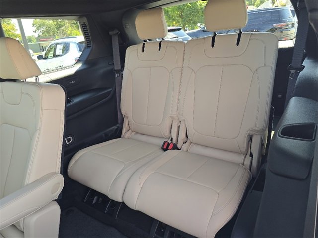 New 2025 Jeep Grand Cherokee L Limited image 7