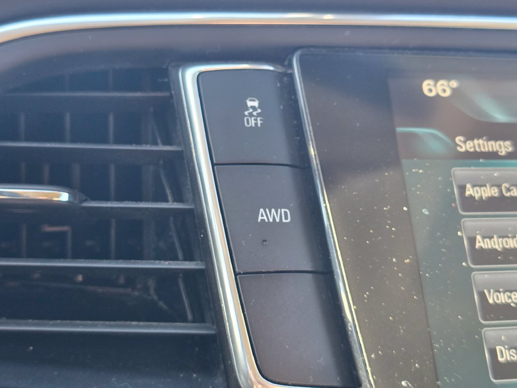 Used 2019 Buick Enclave Essence AWD/4WD image 5